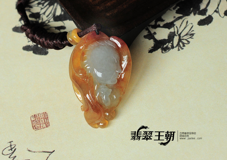 冰种红黄翡缅甸翡翠美女头挂件