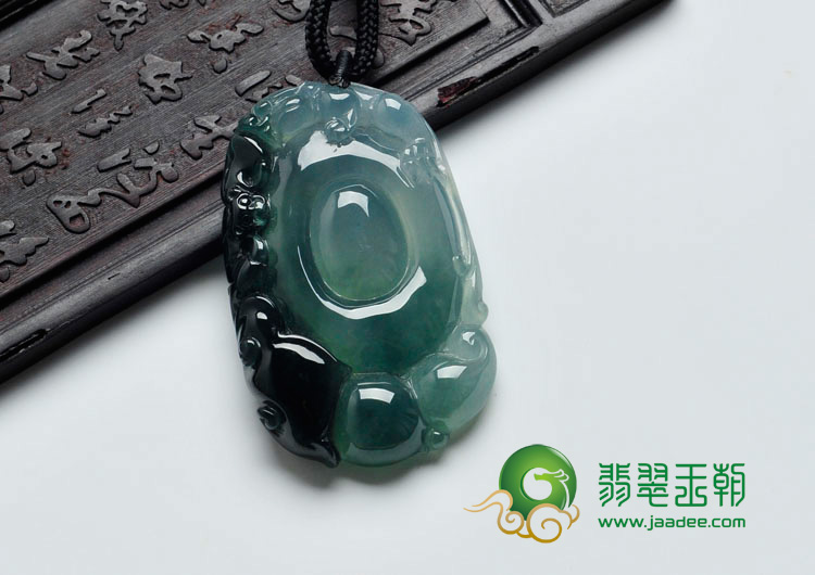 冰种油青缅甸翡翠福在眼前挂件