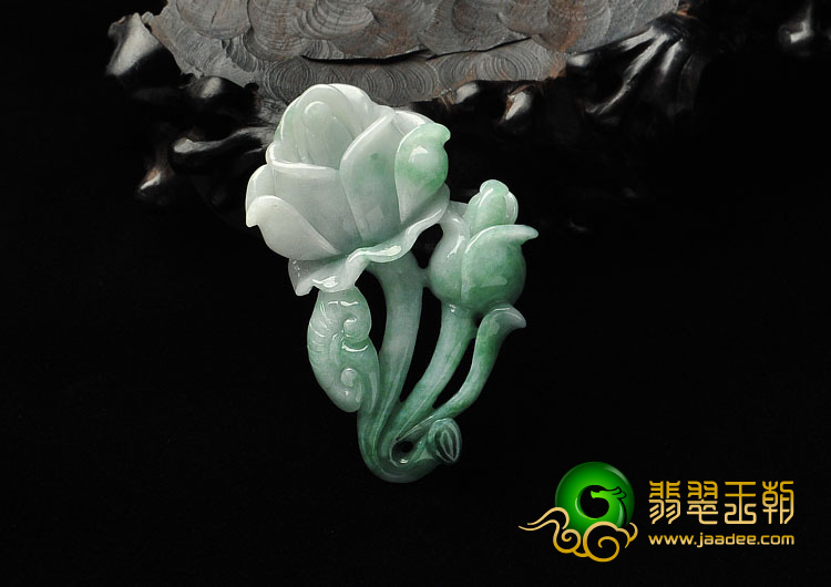 糯冰种飘花缅甸翡翠a货玫瑰花挂件
