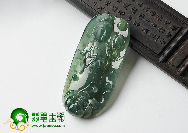 冰种油青缅甸翡翠a货站观音挂件