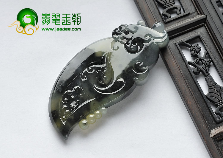 冰(乌鸡种)水墨色缅甸翡翠a货仿古龙凤呈祥挂件