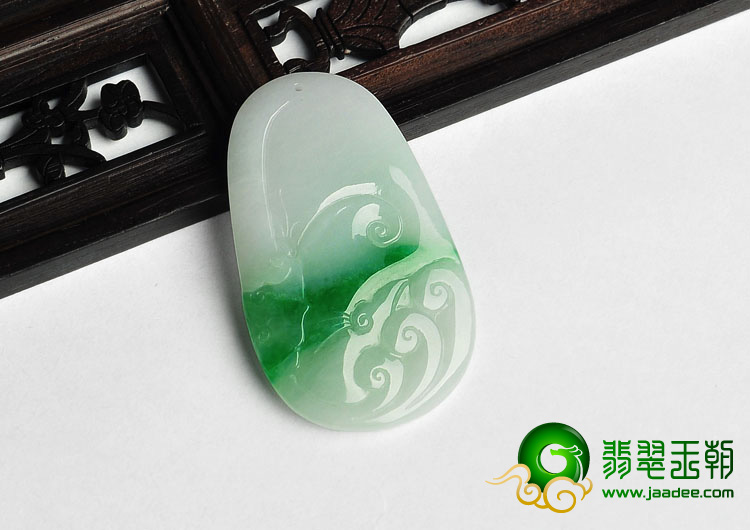 糯冰种白底青缅甸翡翠a货如意挂件