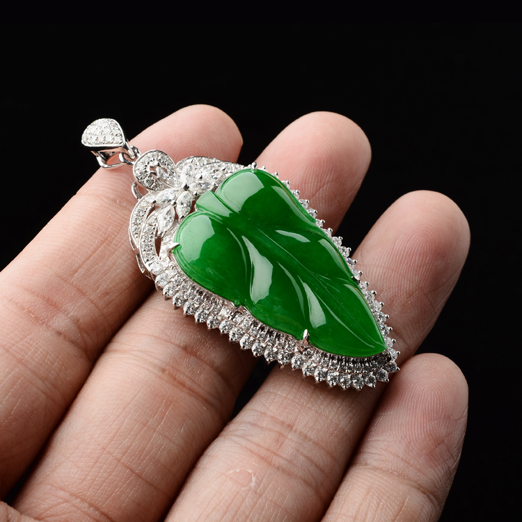 伟德国际爆款-CFW时尚