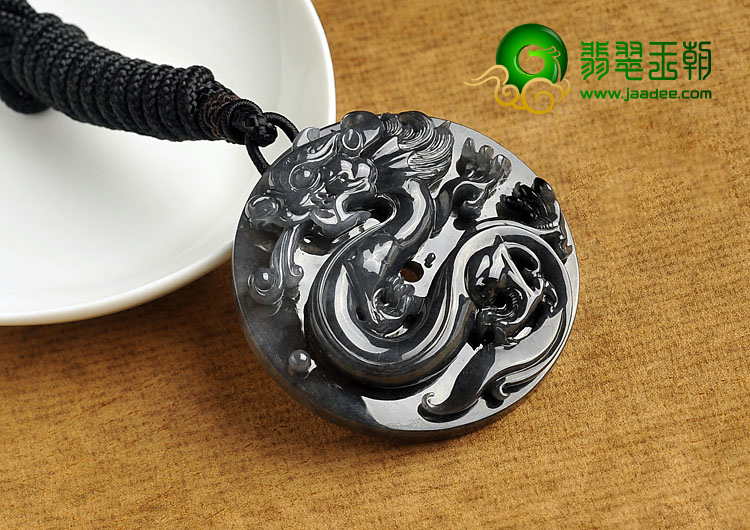 糯冰种墨色缅甸翡翠a货乌鸡种圆龙牌挂件