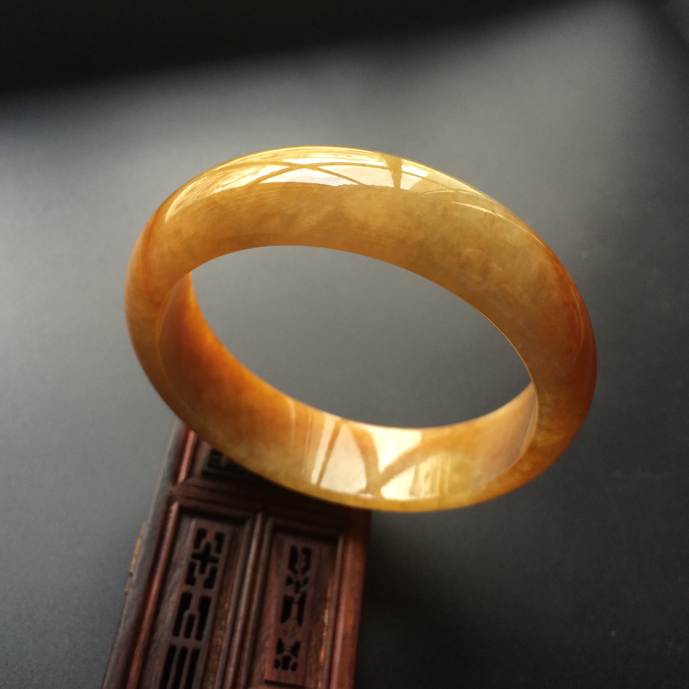 (超值推荐)糯冰种褐黄翡手镯(51.4mm)