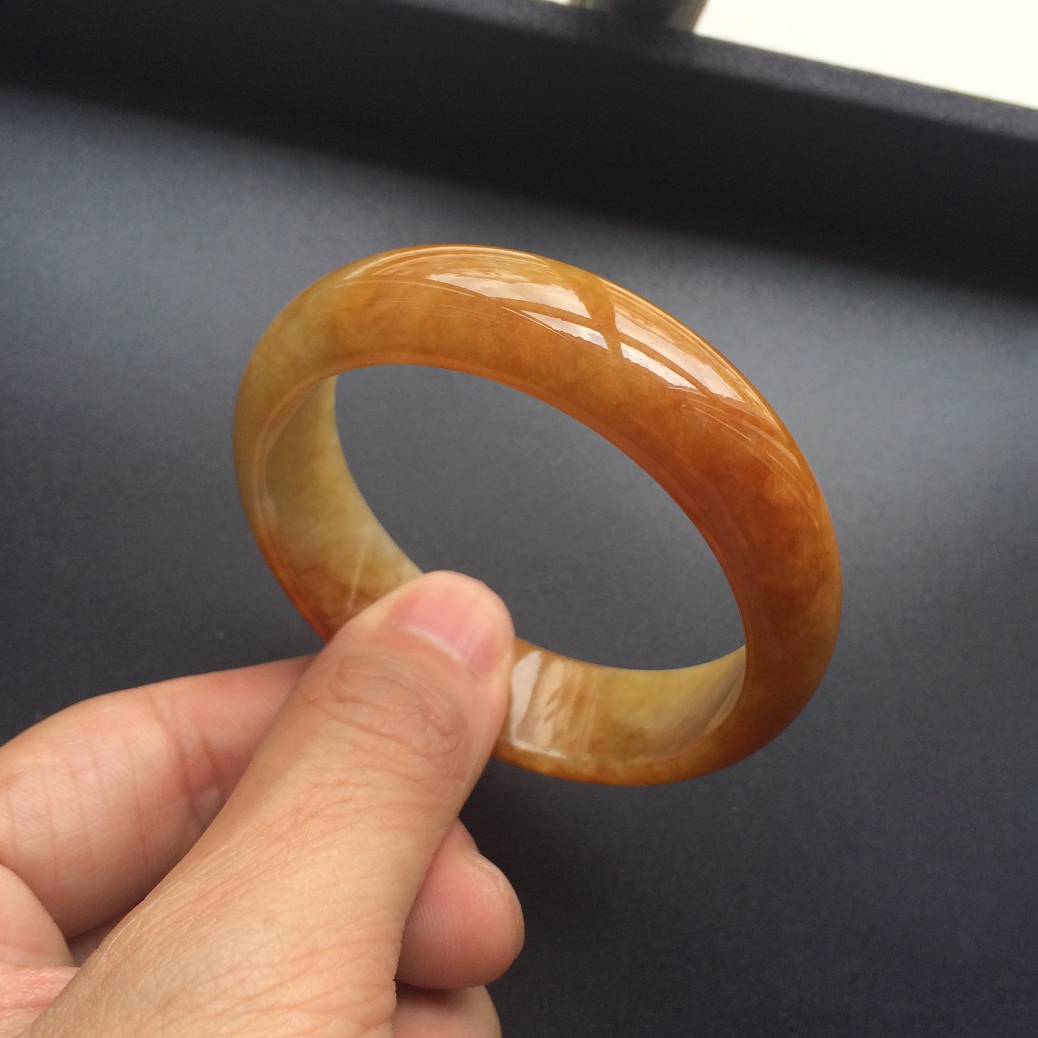 (超值推荐)糯冰种褐黄翡手镯(51.4mm)