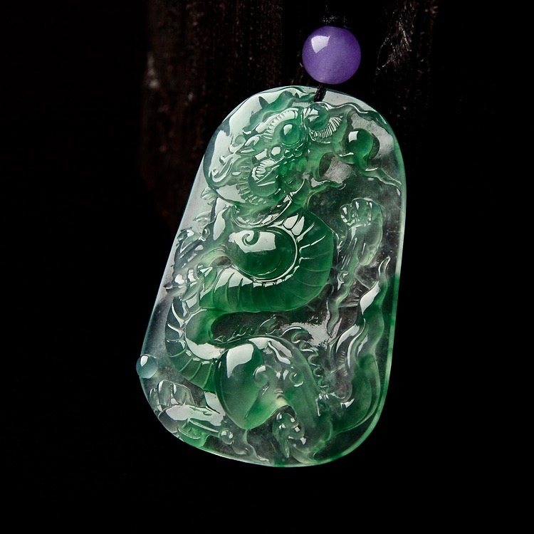 (超值推荐)冰玻种飘绿花龙牌挂件