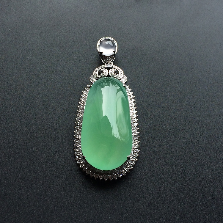 (超值推荐)冰种/玻璃种绿晴水/无色镶白金钻石胸坠