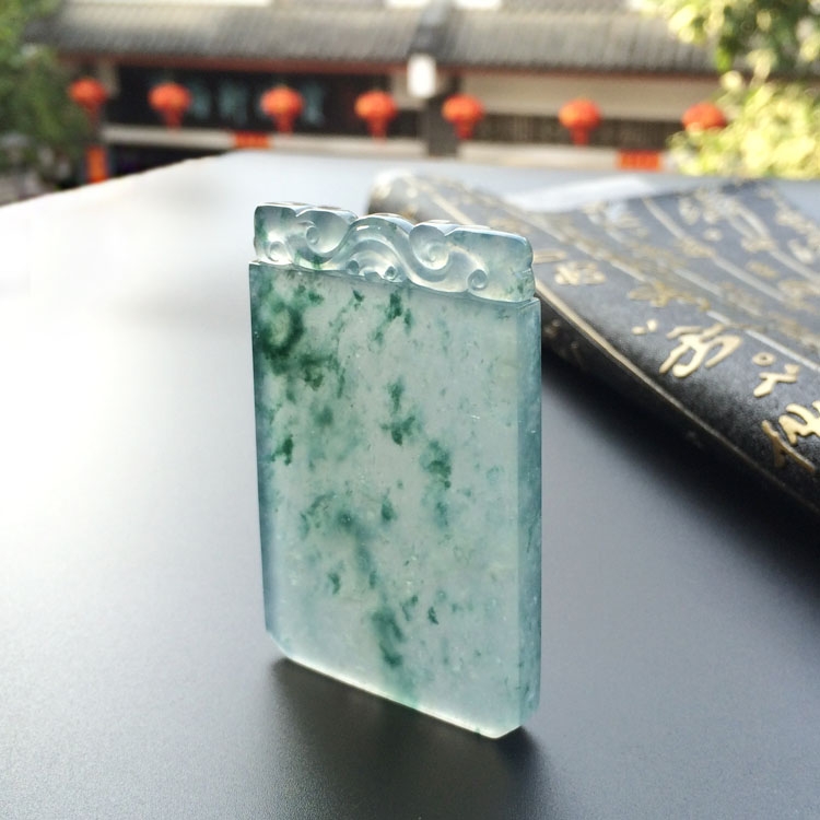 (超值推荐)冰玻种飘花平安无事牌挂件