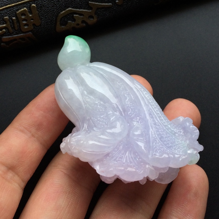 (超值推荐)糯冰种春带彩白菜挂件