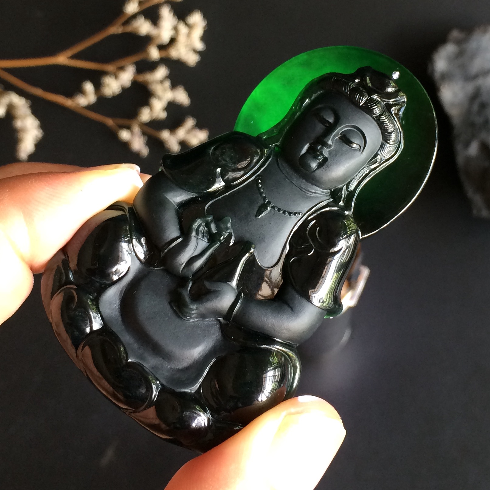 (超值推荐)冰种墨翠观音挂件