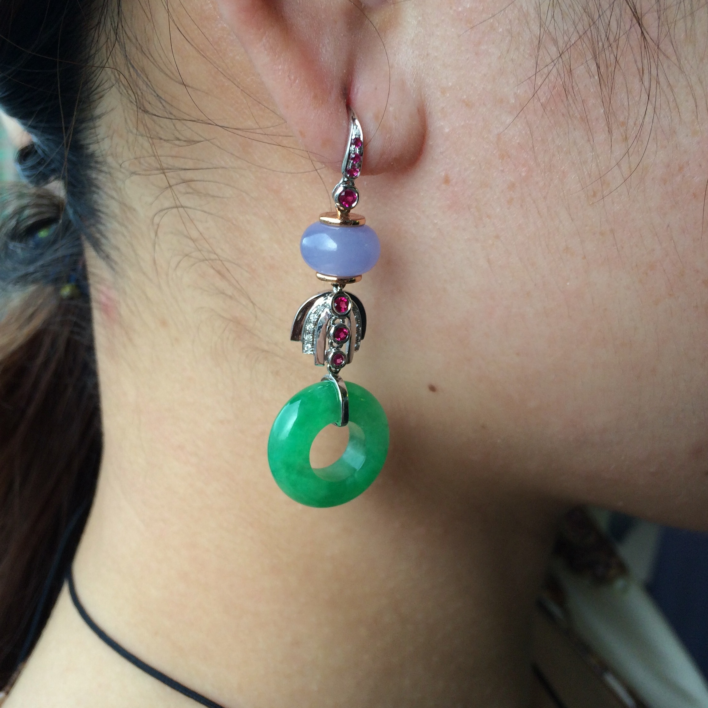 (超值推荐)糯冰种翠色/紫罗兰镶18k金钻石平安环耳坠一对