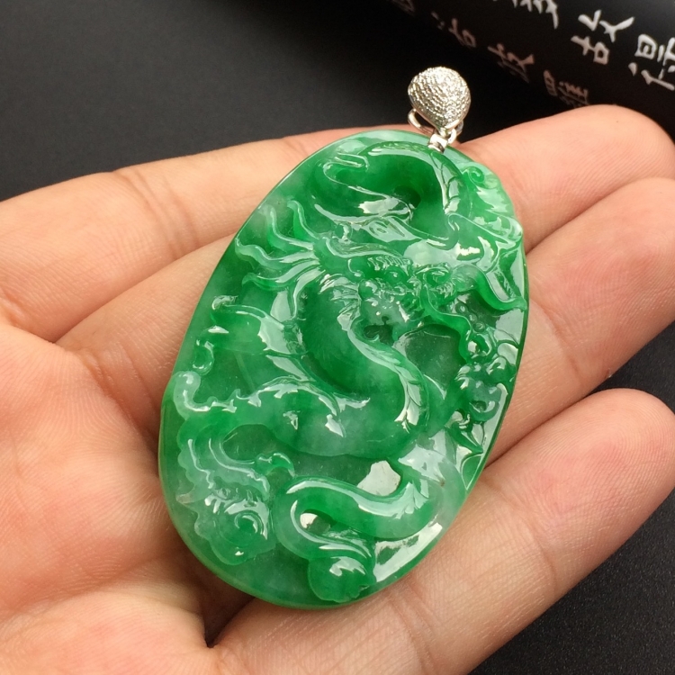 (超值推荐)糯冰种阳绿龙牌挂件 - 龙凤牌 - 翡翠王朝