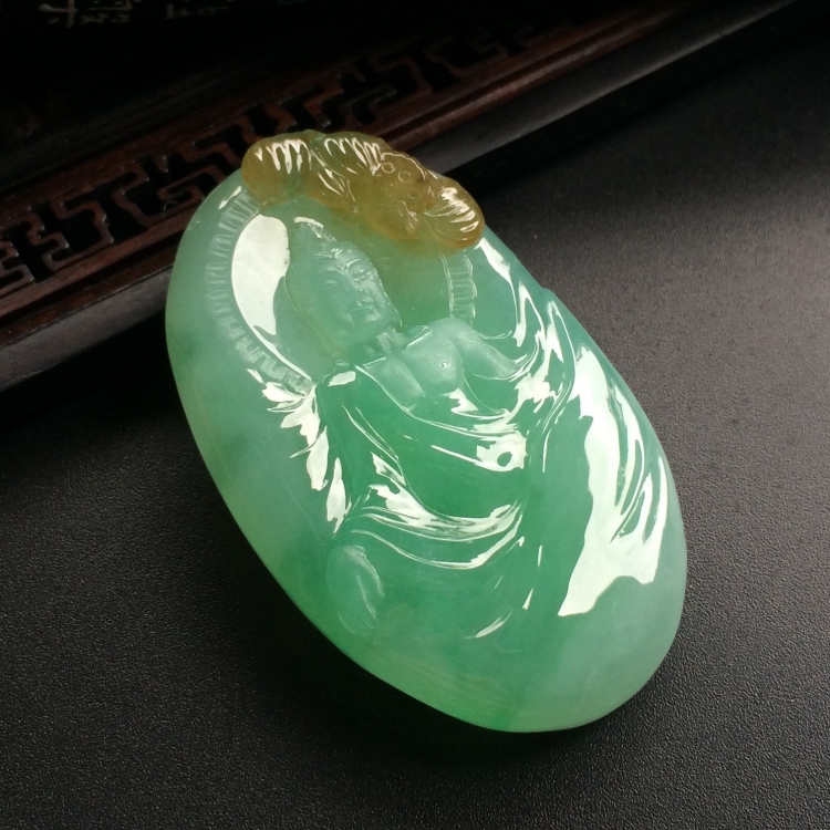 (超值推荐)糯冰种淡黄加绿佛佑天佐挂件