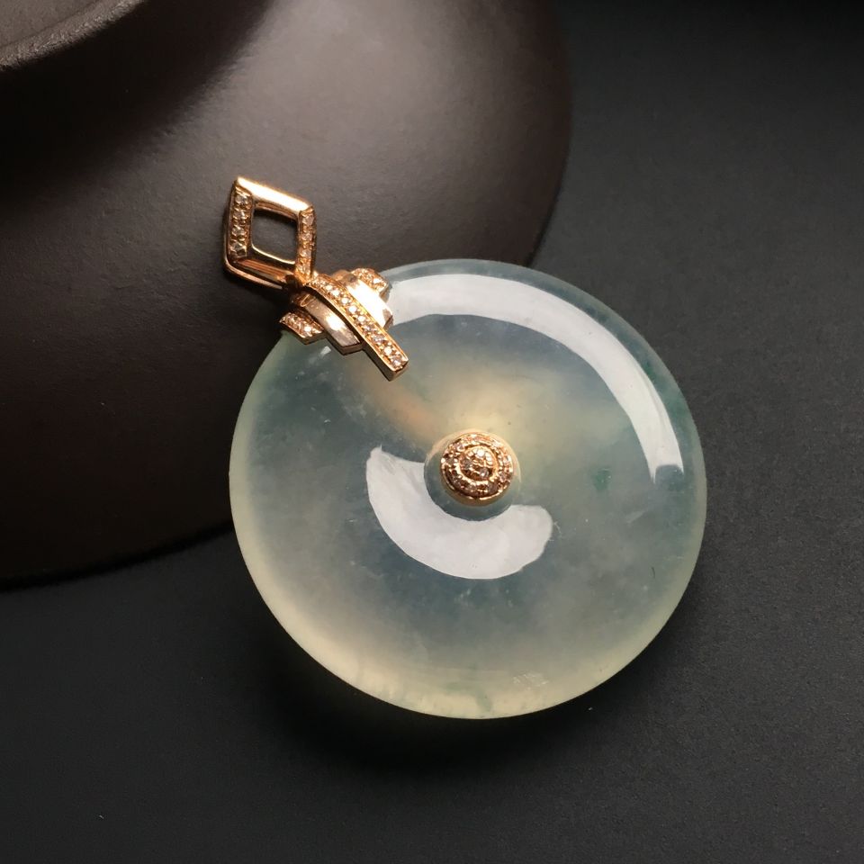 (超值推荐)镶玫瑰金钻石冰种略飘花平安扣胸坠